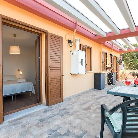 Sand'ana House Bed and Breakfast 2*